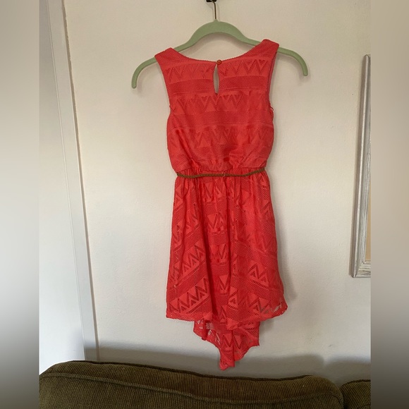 Emily West coral pink dress with lace and leather braided belt, size 8 - Picture 3 of 9